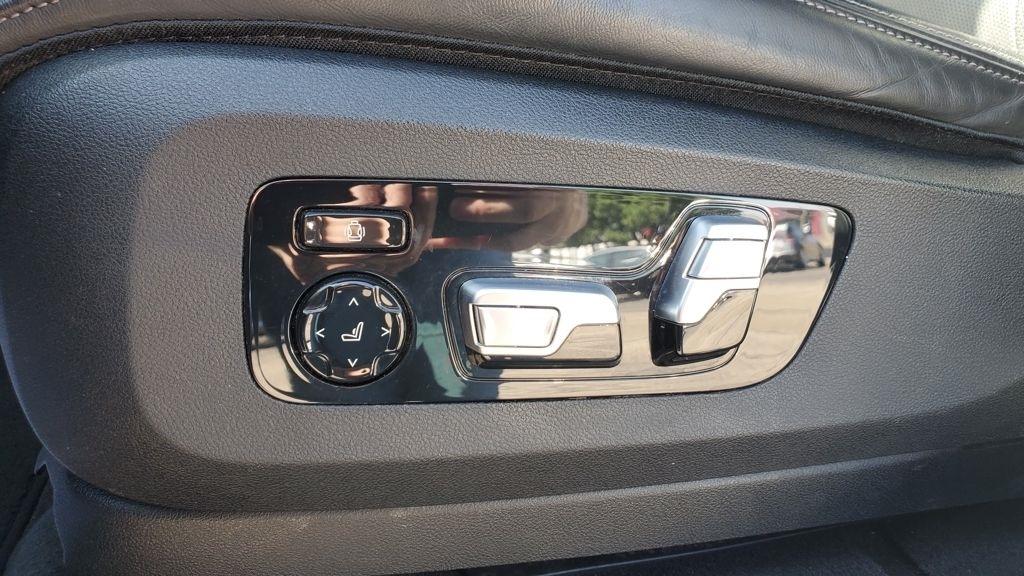 BMW X5  2021