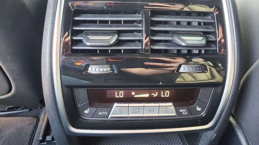 BMW X5  2021