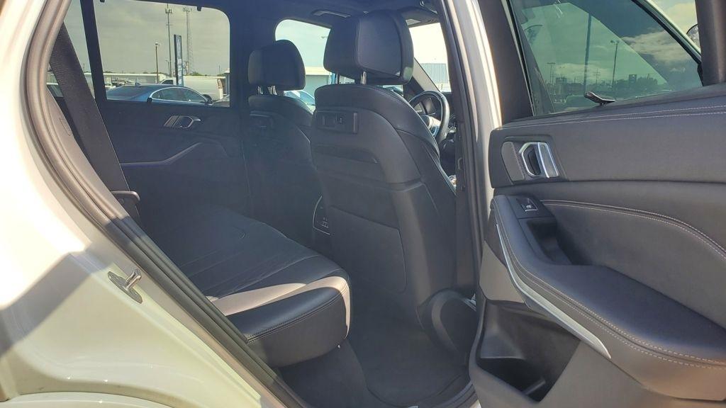 BMW X5  2021