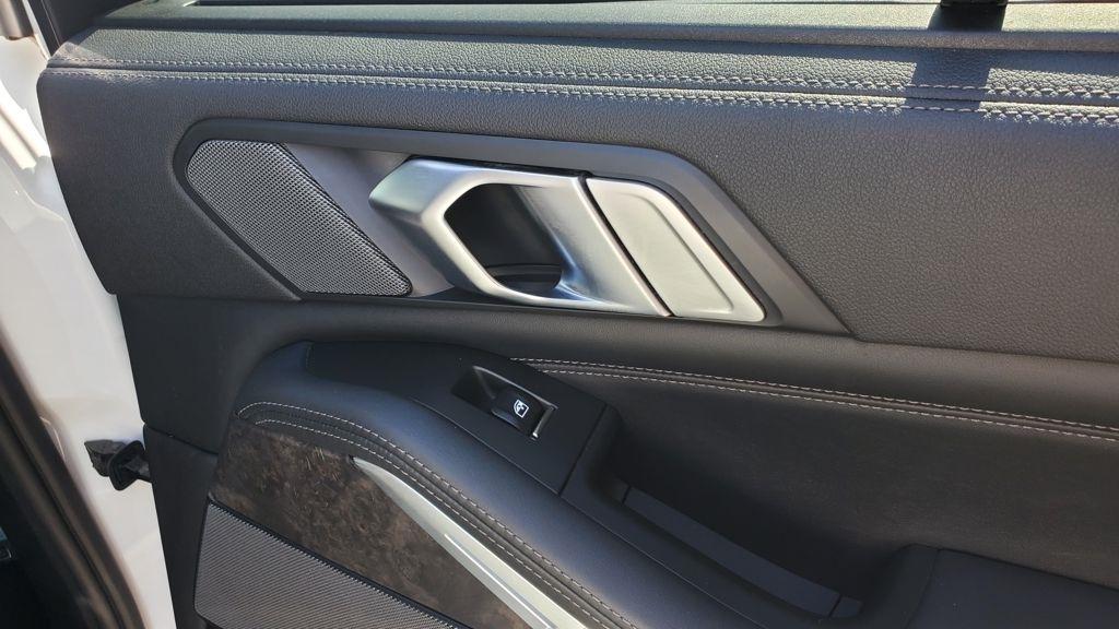 BMW X5  2021