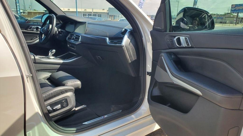 BMW X5  2021