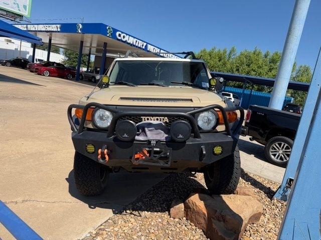 Toyota FJ Cruiser  2014