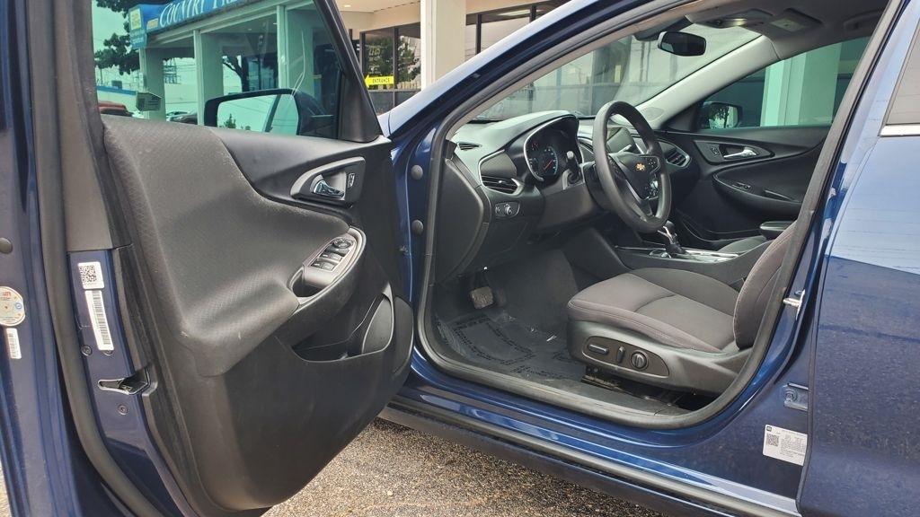 Chevrolet Malibu  2022