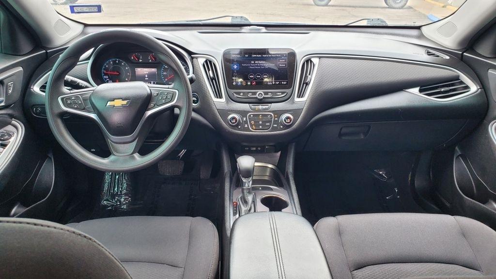 Chevrolet Malibu  2022