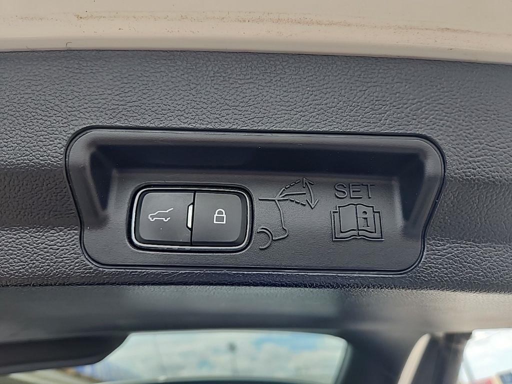 Ford Explorer  2020