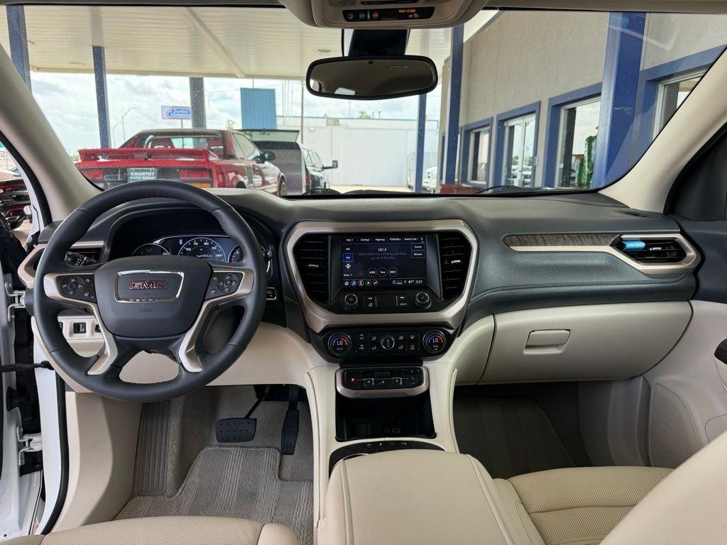 GMC Acadia  2023