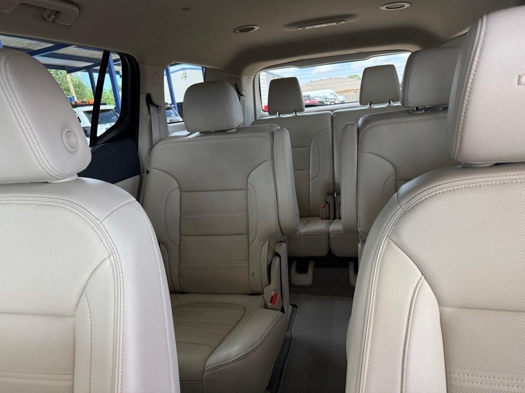 GMC Acadia  2023