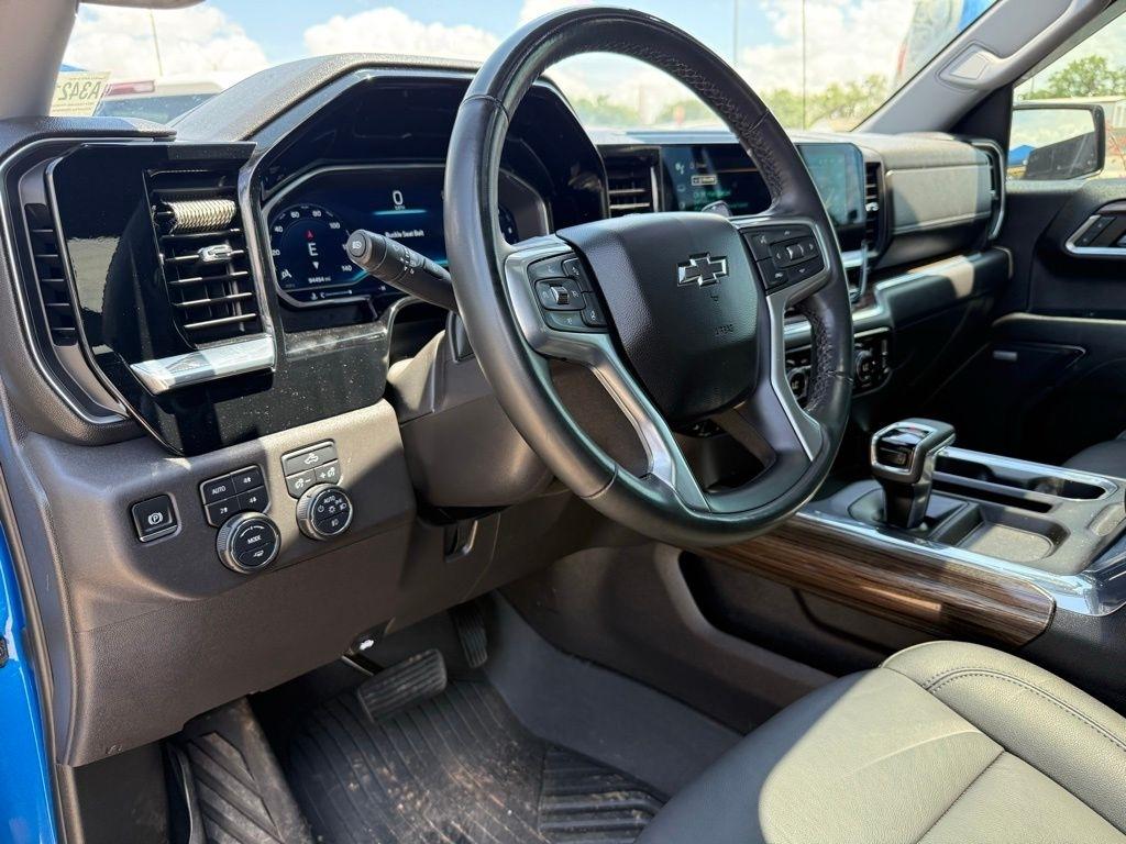 Chevrolet Silverado 1500  2024