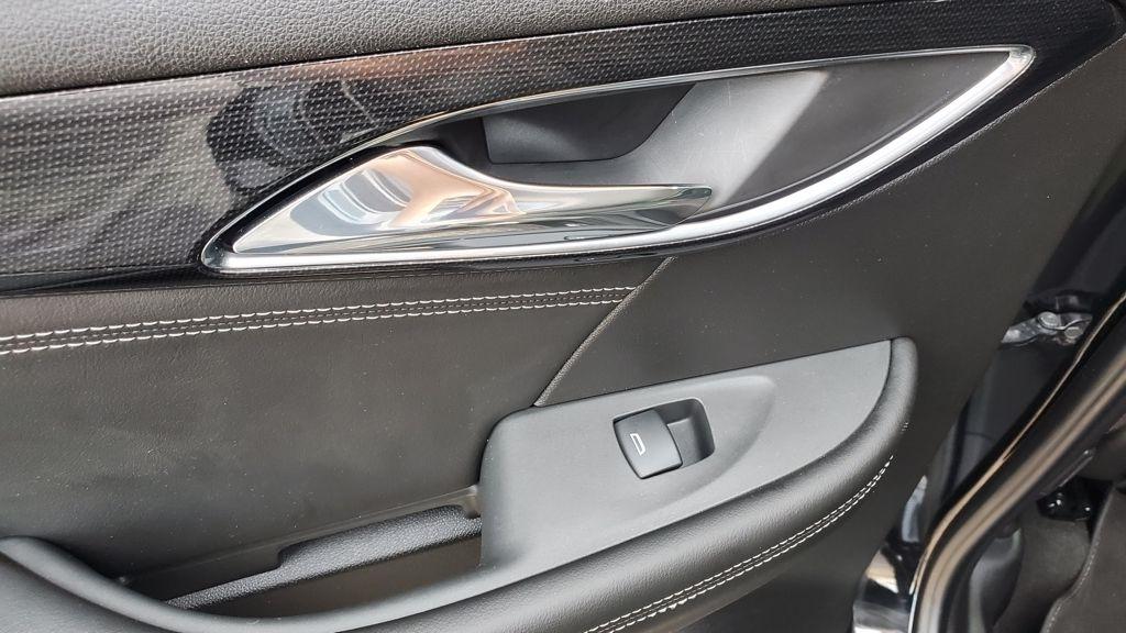 Buick Envision  2023