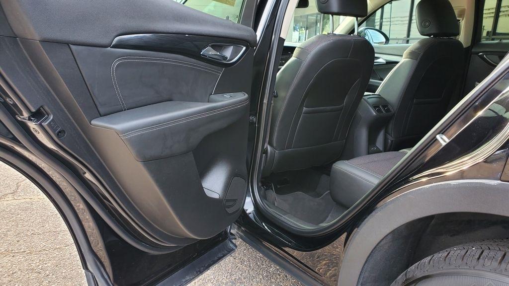 Buick Envision  2023