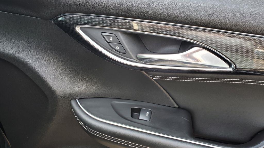 Buick Envision  2023