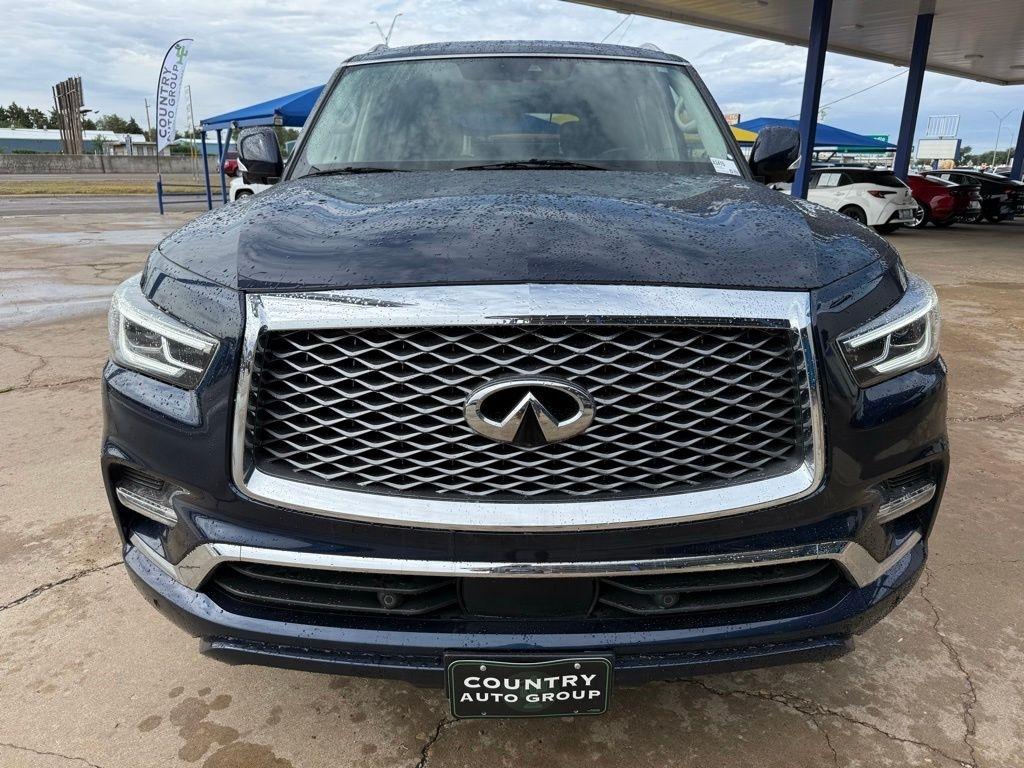 Infiniti QX80  2022