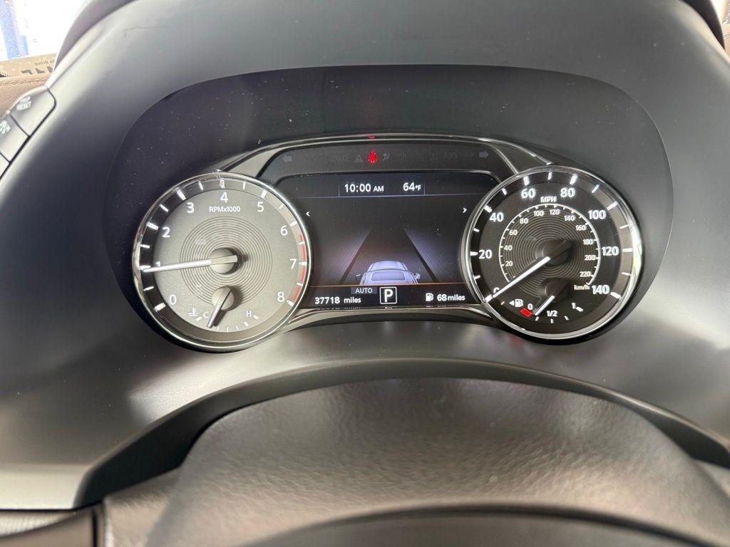 Infiniti QX80  2022
