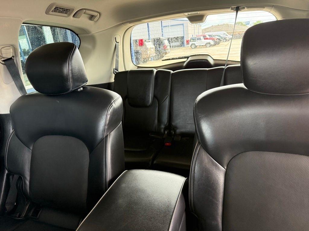 Infiniti QX80  2022