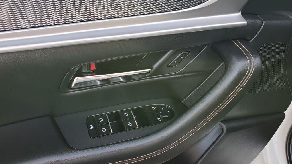 Mazda CX-90  2024
