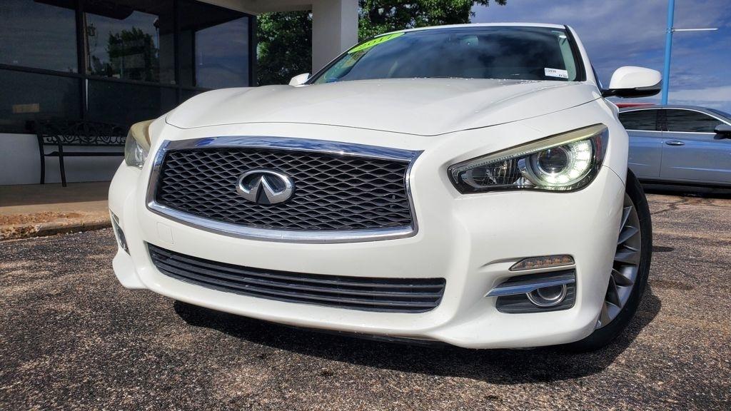 Infiniti Q50  2017