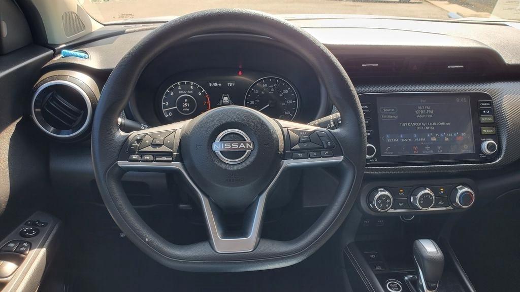 Nissan Kicks  2024