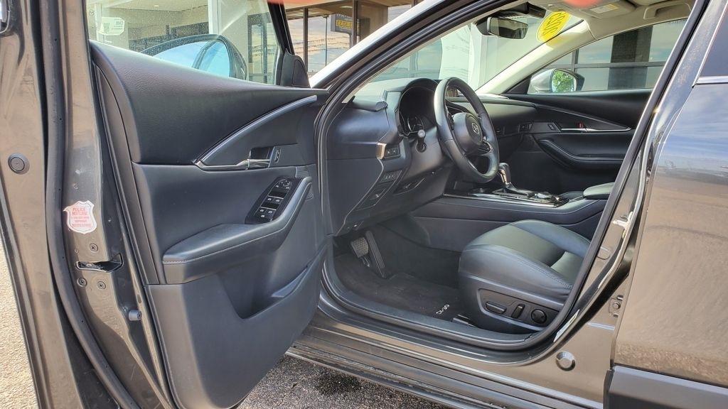 Mazda CX-30  2025