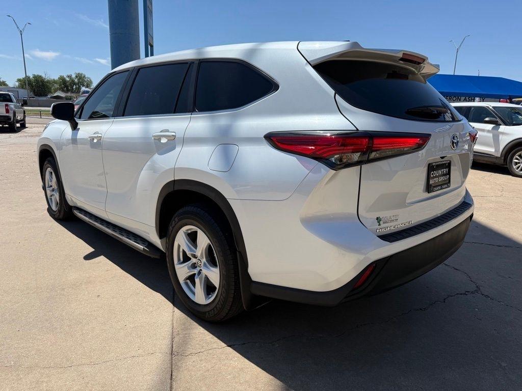 Toyota Highlander Hybrid  2023