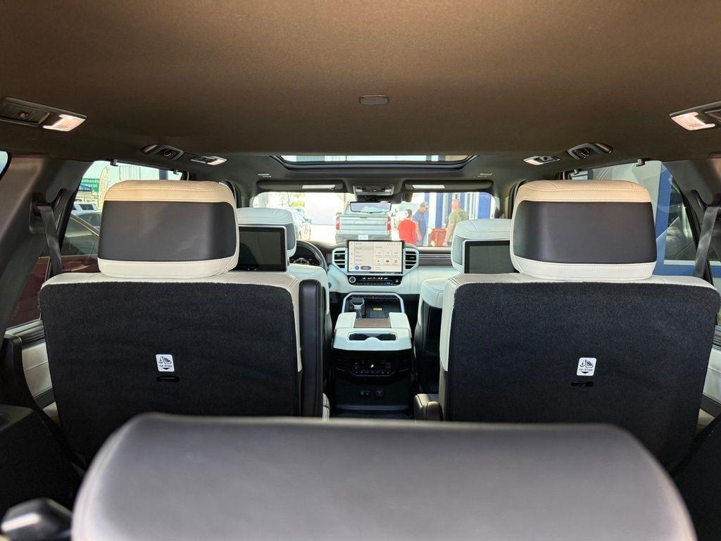 Toyota Sequoia  2024