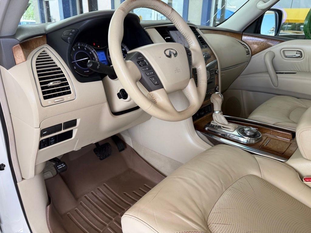 Infiniti QX80  2014