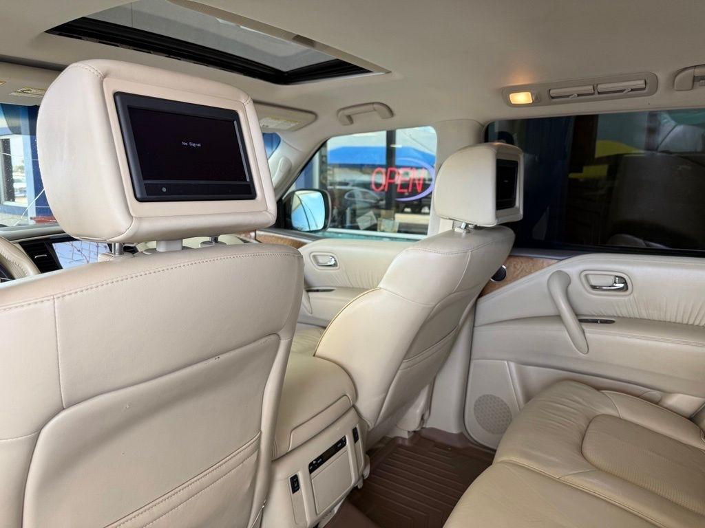 Infiniti QX80  2014