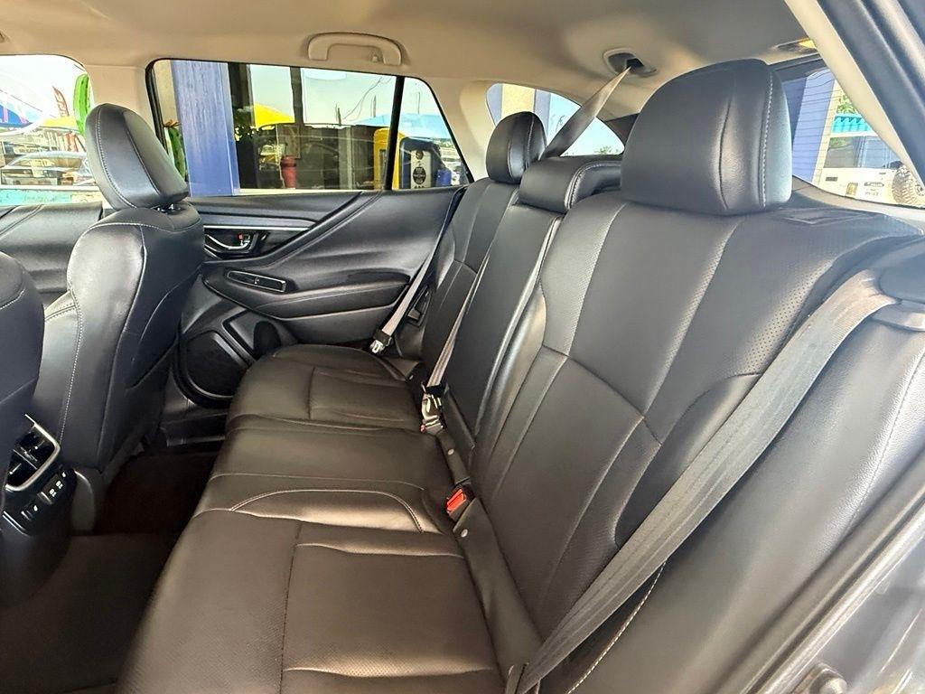 Subaru Outback  2022