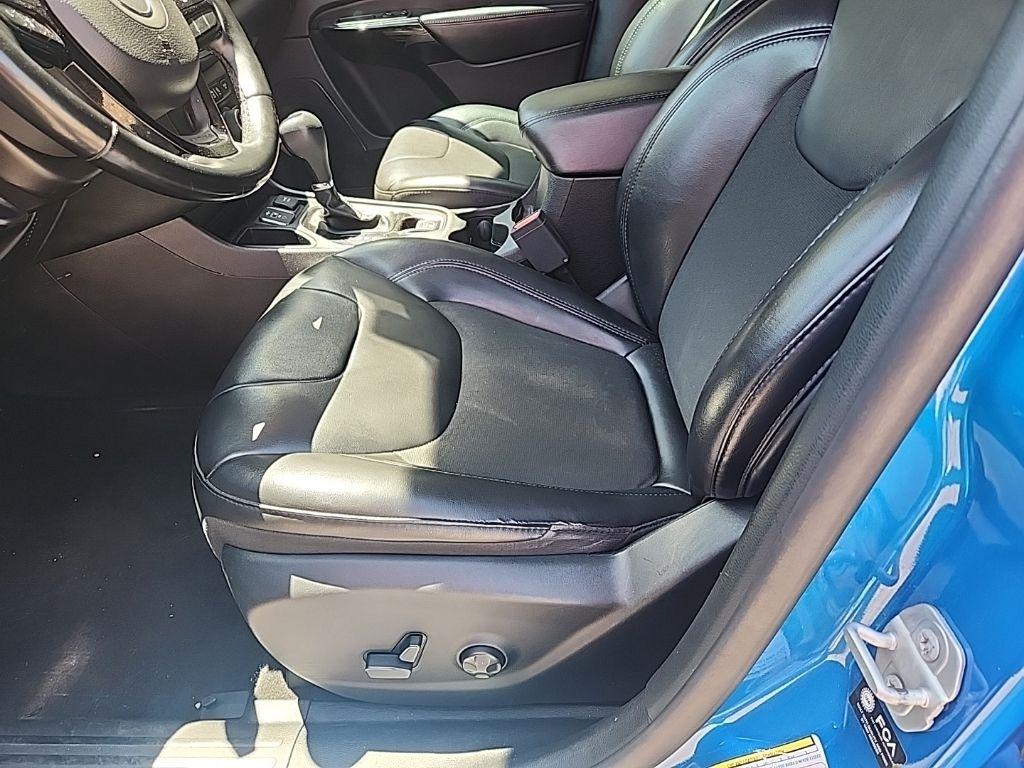 Jeep Cherokee  2021