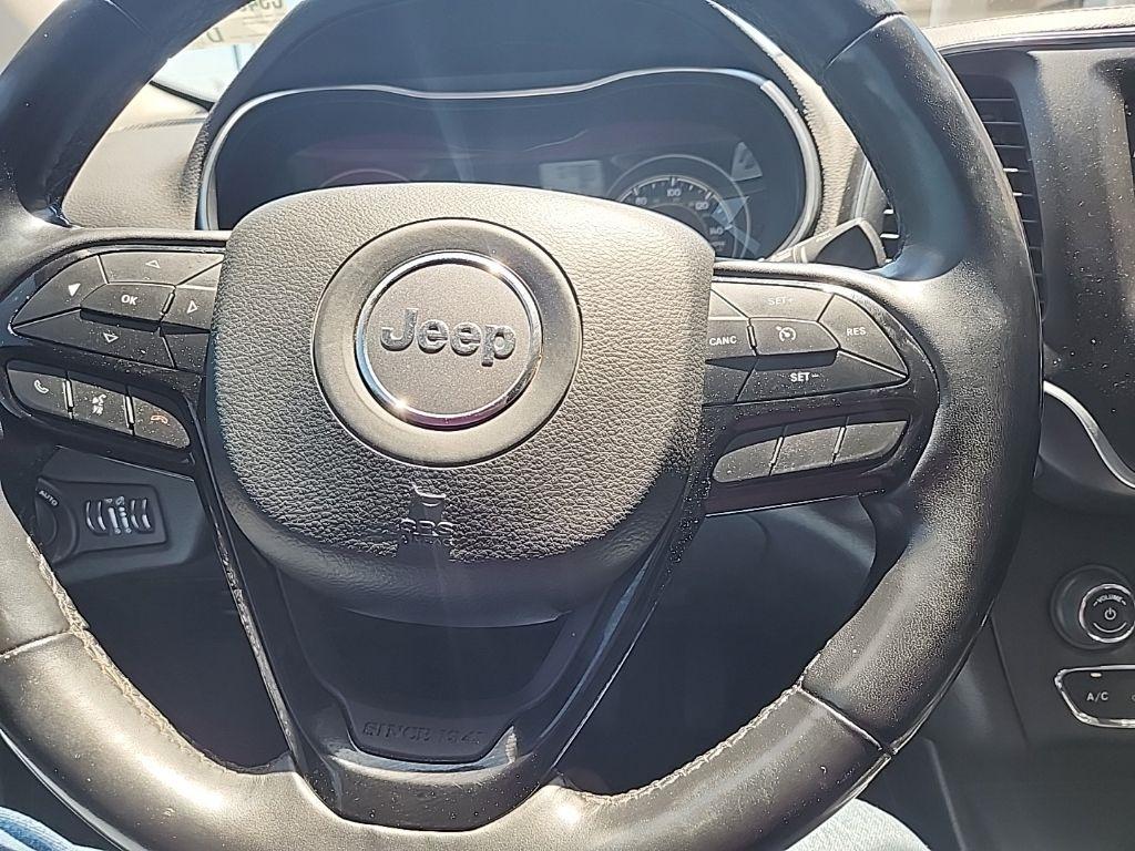 Jeep Cherokee  2021