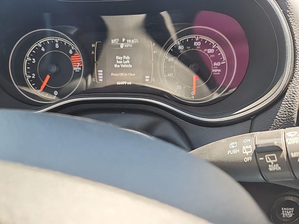 Jeep Cherokee  2021