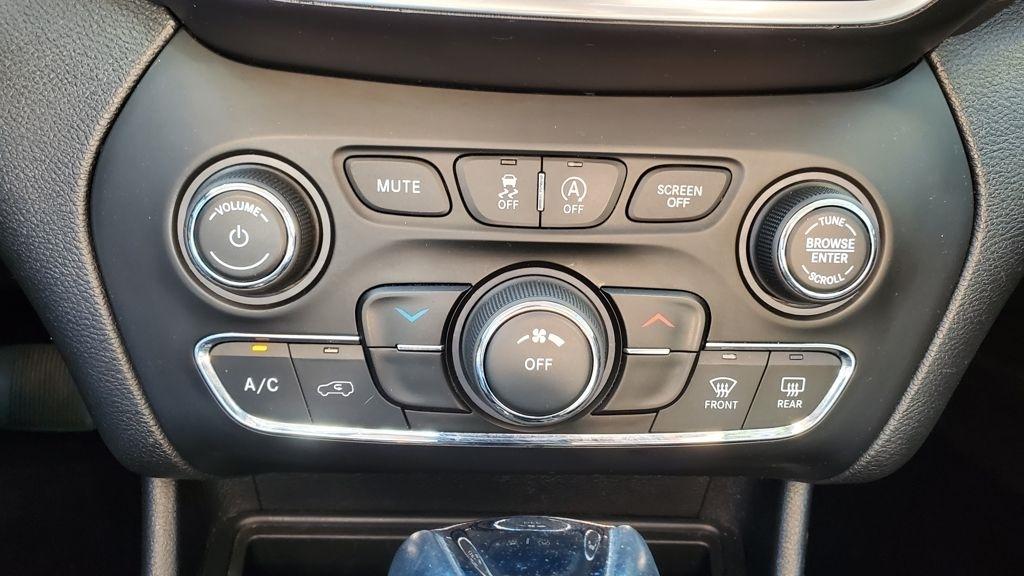 Jeep Cherokee  2021