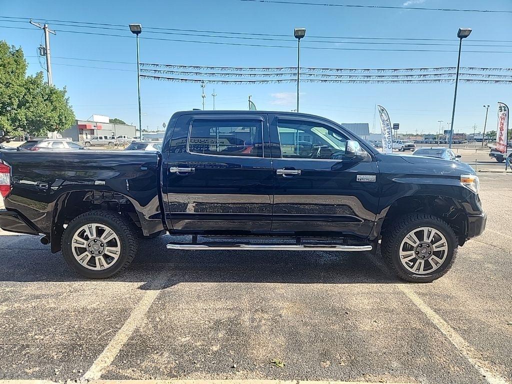 Toyota Tundra  2020