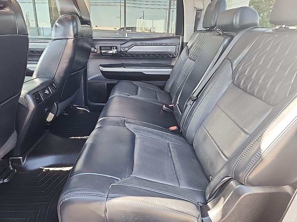 Toyota Tundra  2020