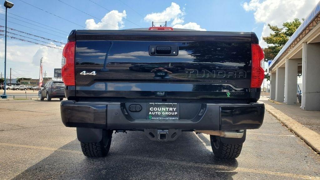 Toyota Tundra  2020