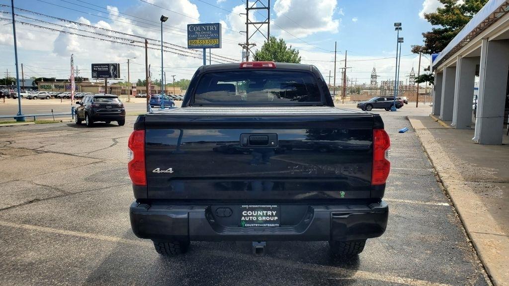 Toyota Tundra  2020