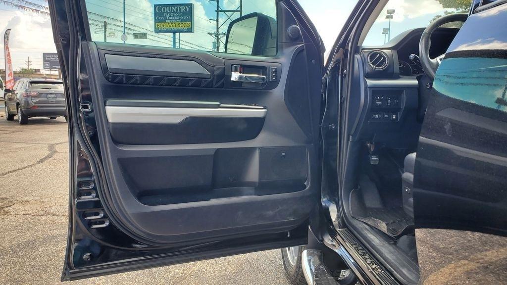Toyota Tundra  2020