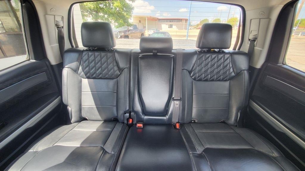Toyota Tundra  2020