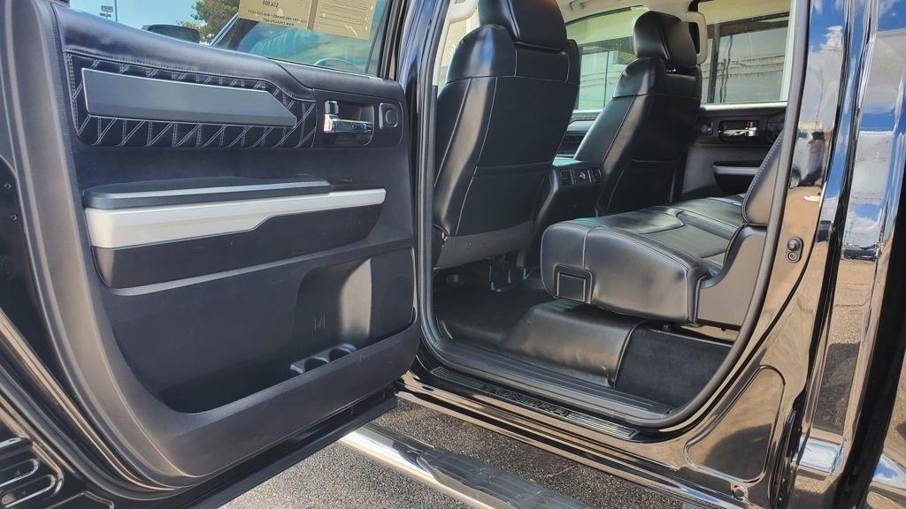 Toyota Tundra  2020