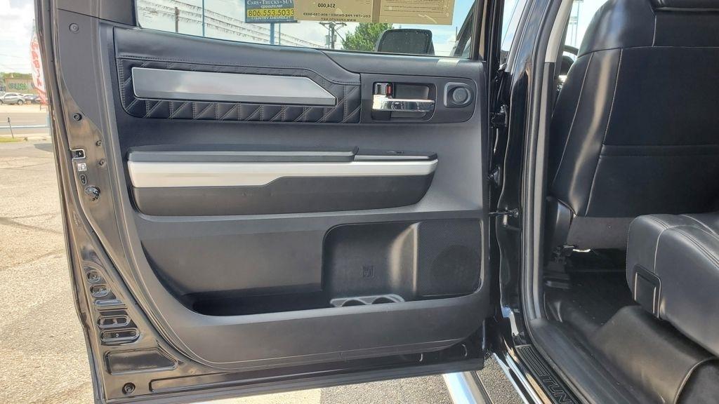 Toyota Tundra  2020