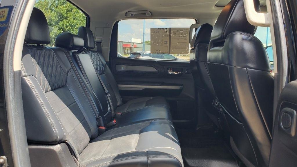 Toyota Tundra  2020