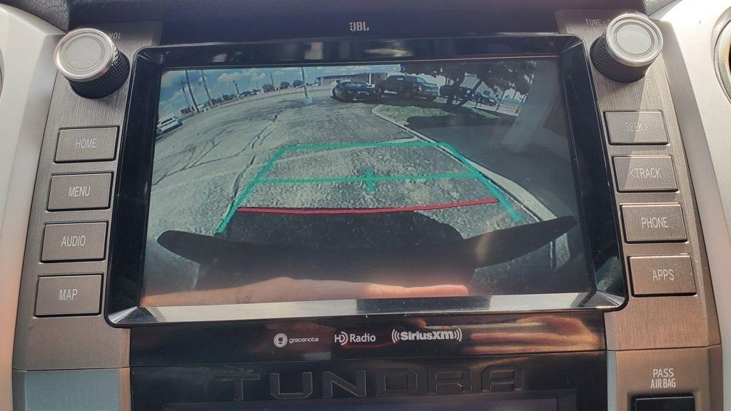 Toyota Tundra  2020
