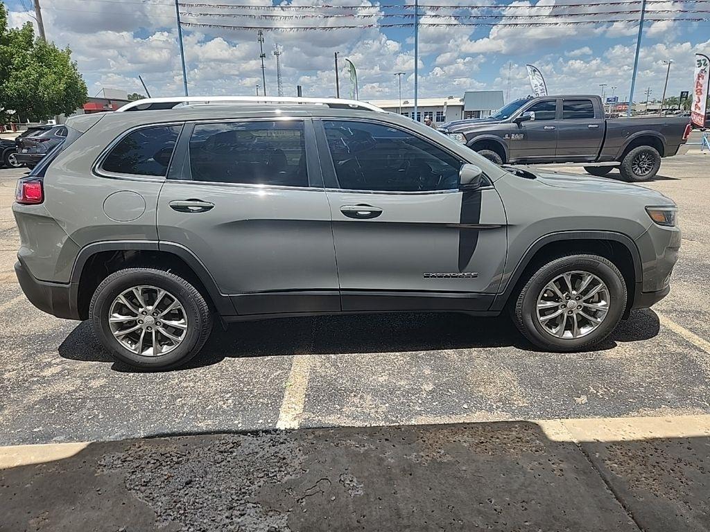 Jeep Cherokee  2021