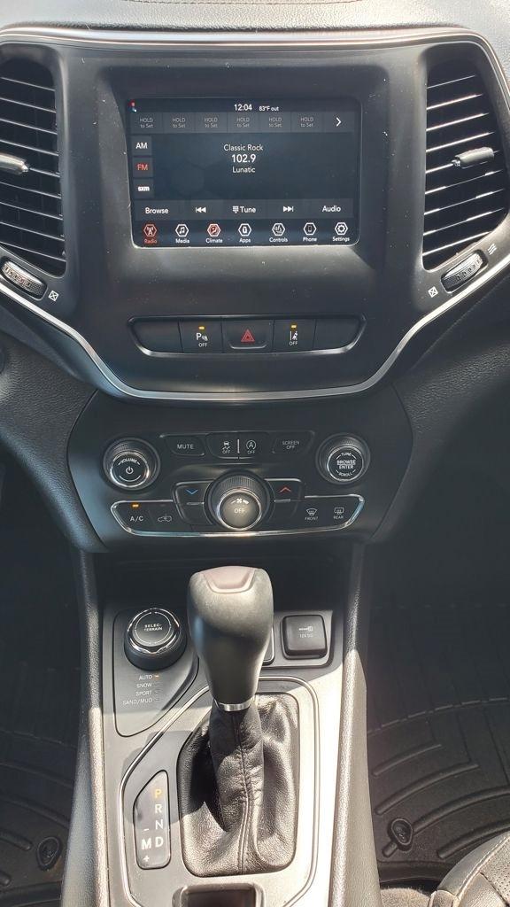 Jeep Cherokee  2021