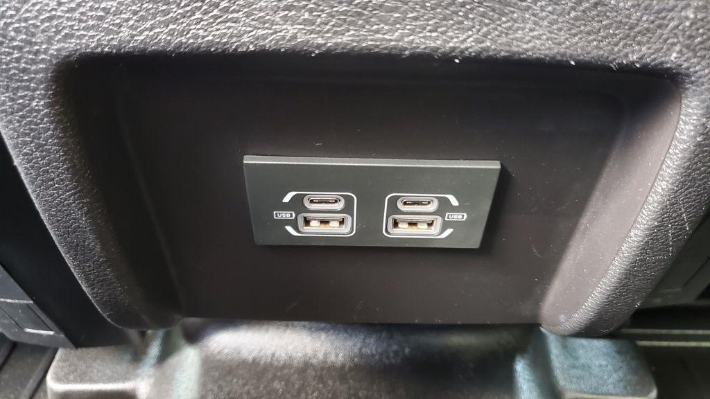 Jeep Cherokee  2021