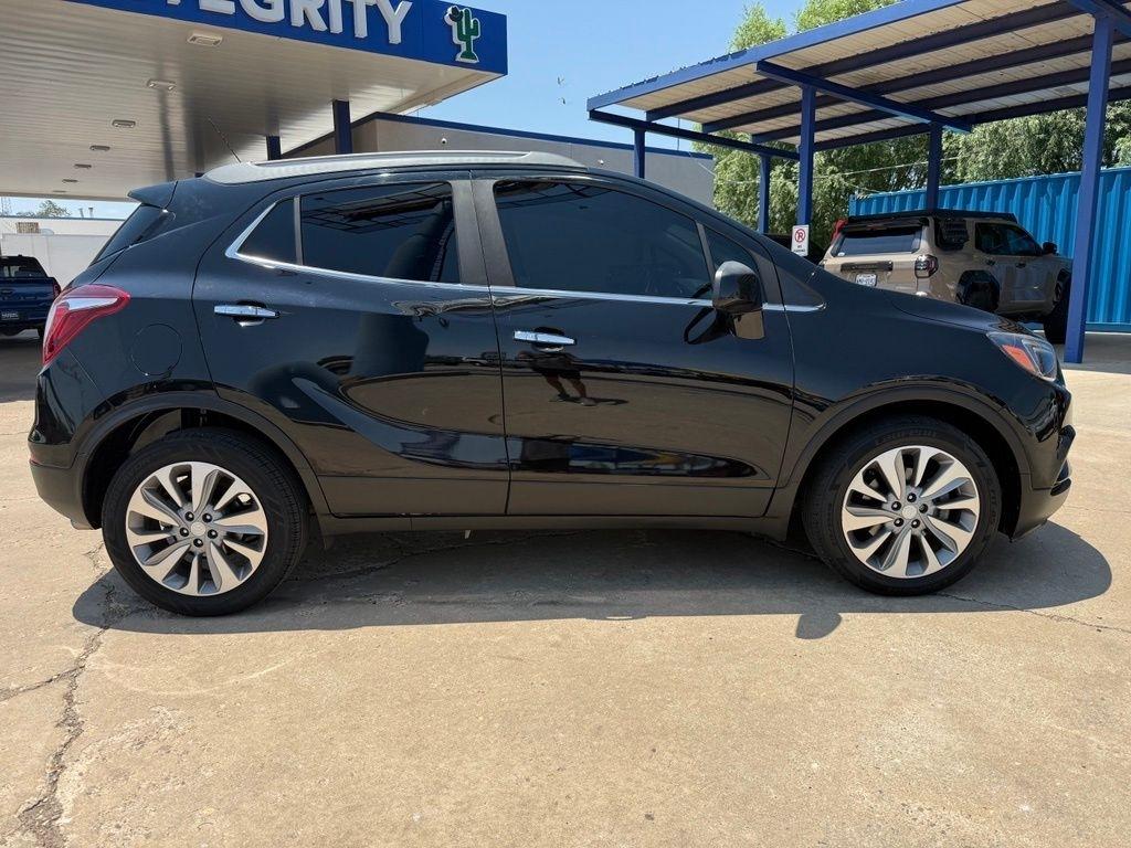 Buick Encore  2020