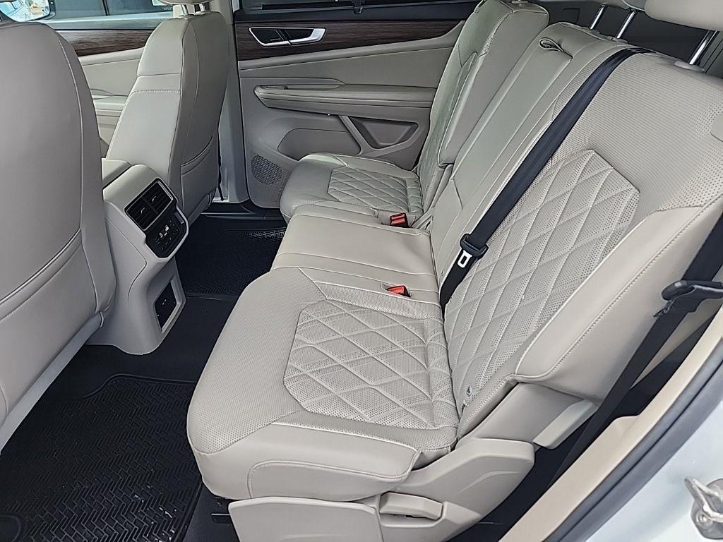 Volkswagen Atlas  2025