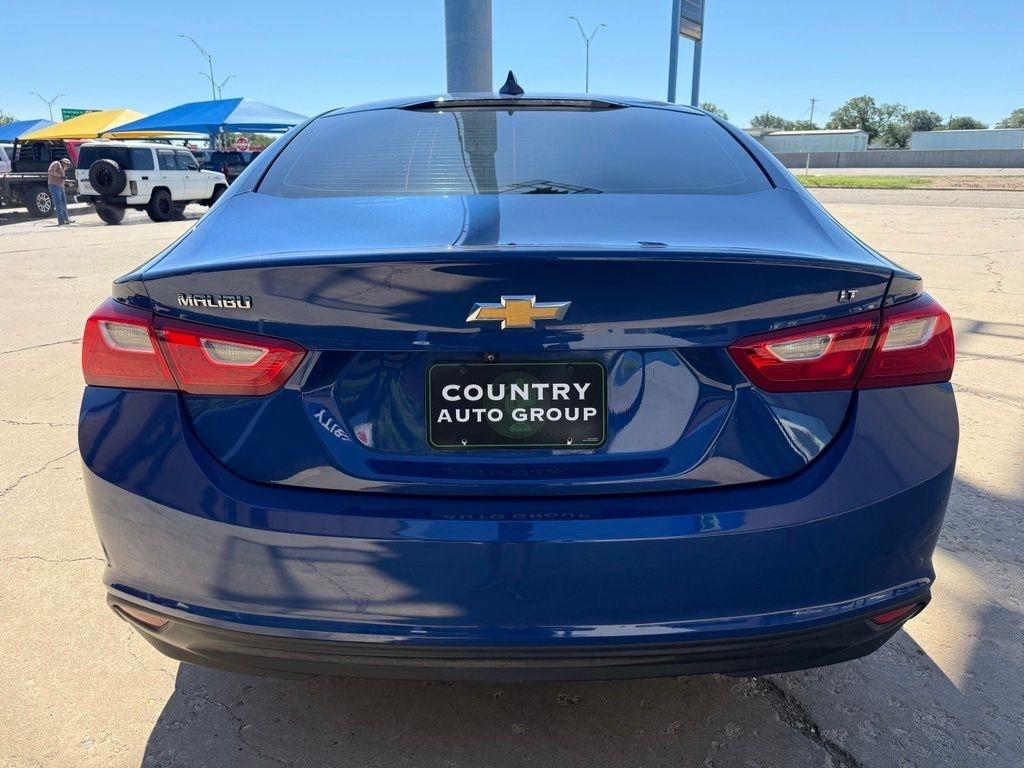Chevrolet Malibu  2023