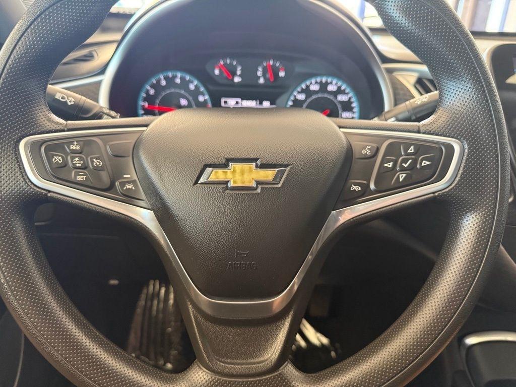 Chevrolet Malibu  2023