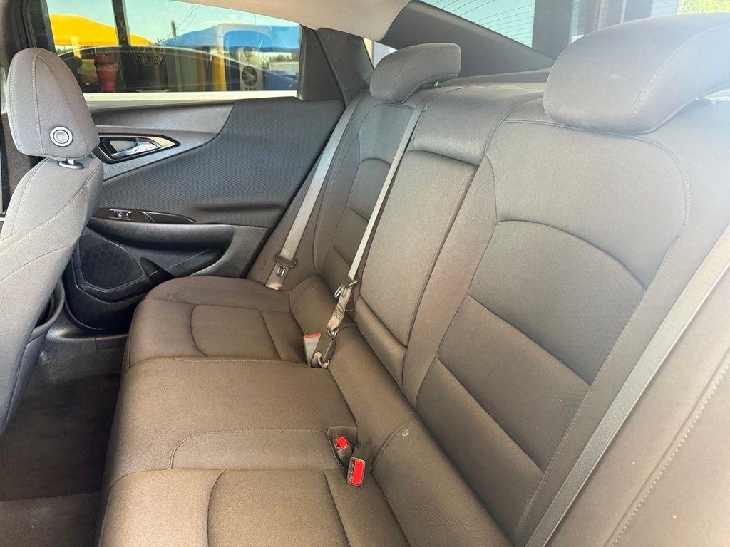 Chevrolet Malibu  2023