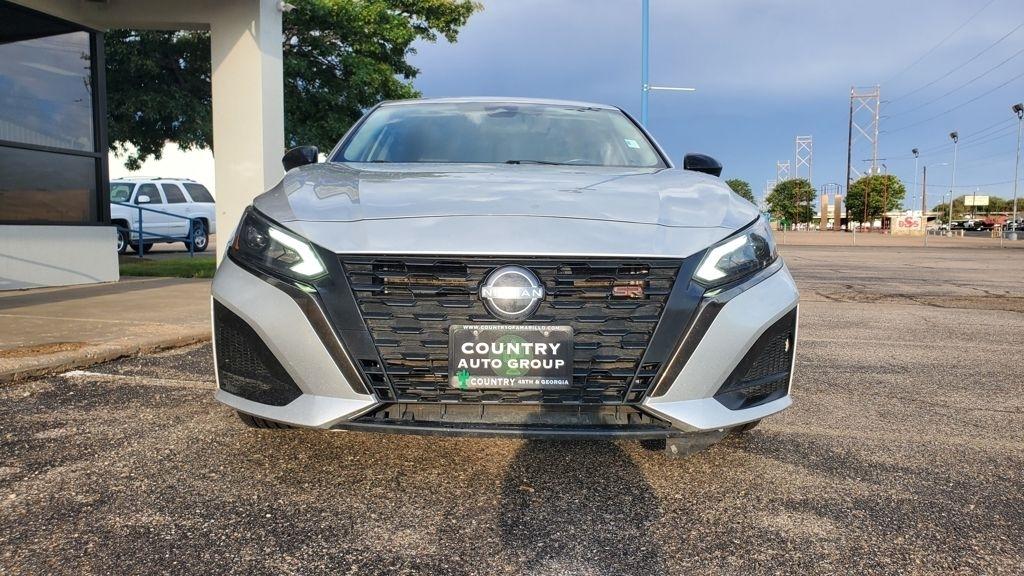 Nissan Altima  2023